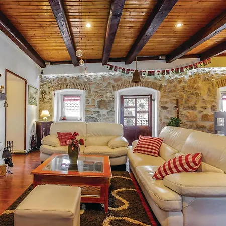 Casa vacanze Beautiful In With Wifi Krasica (Primorje-Gorski Kotar)