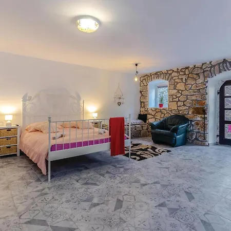 度假居 Beautiful In With Wifi Krasica (Primorje-Gorski Kotar)