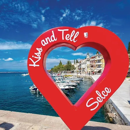 Beautiful In With Wifi 度假居 Krasica (Primorje-Gorski Kotar)